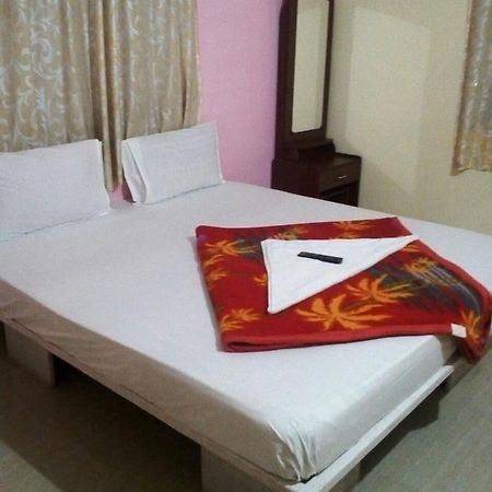 Sri Thanga Harish Cottage Йеркауд Екстериор снимка