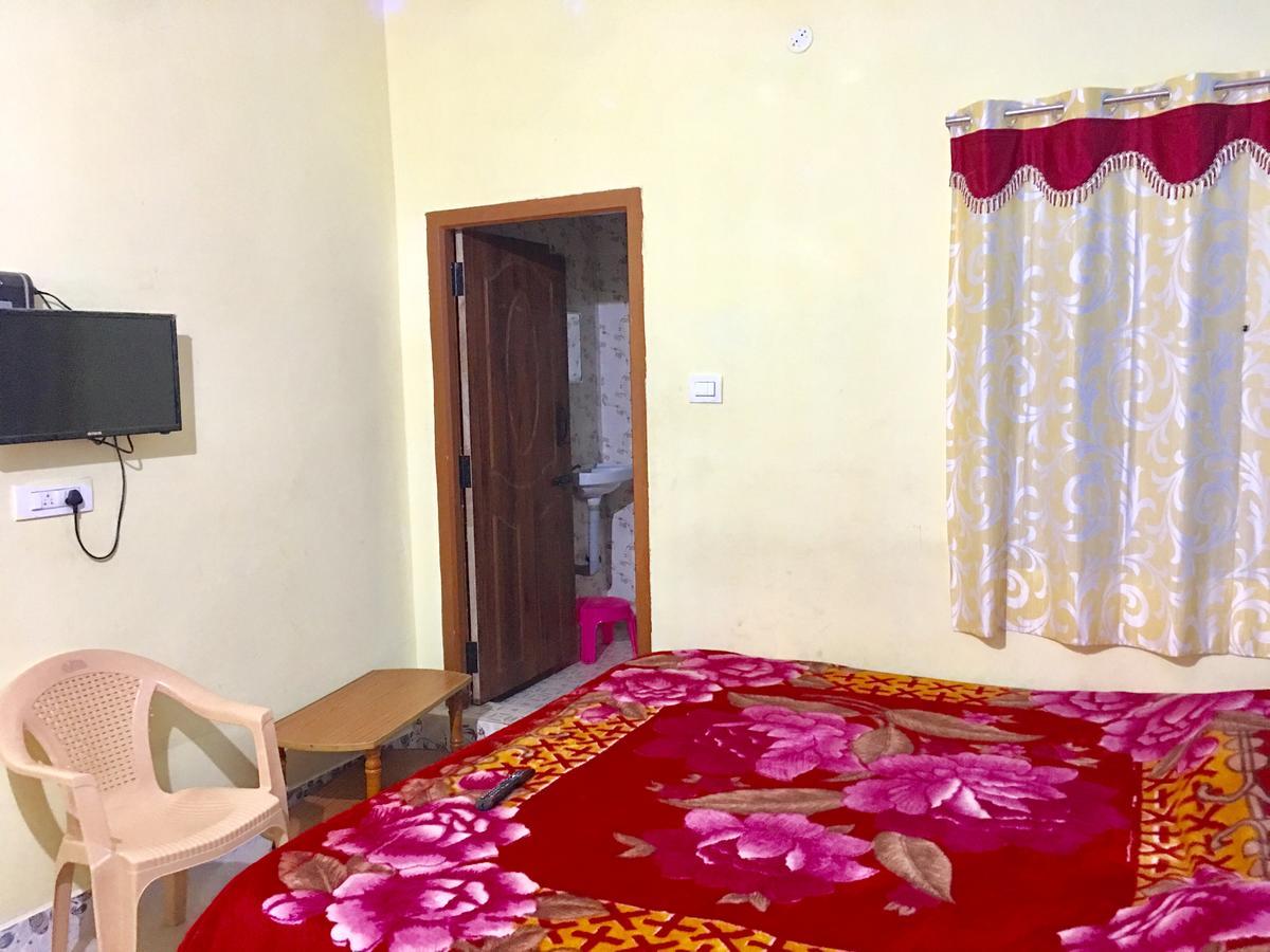 Sri Thanga Harish Cottage Йеркауд Екстериор снимка