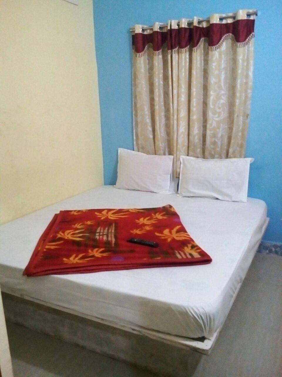 Sri Thanga Harish Cottage Йеркауд Екстериор снимка