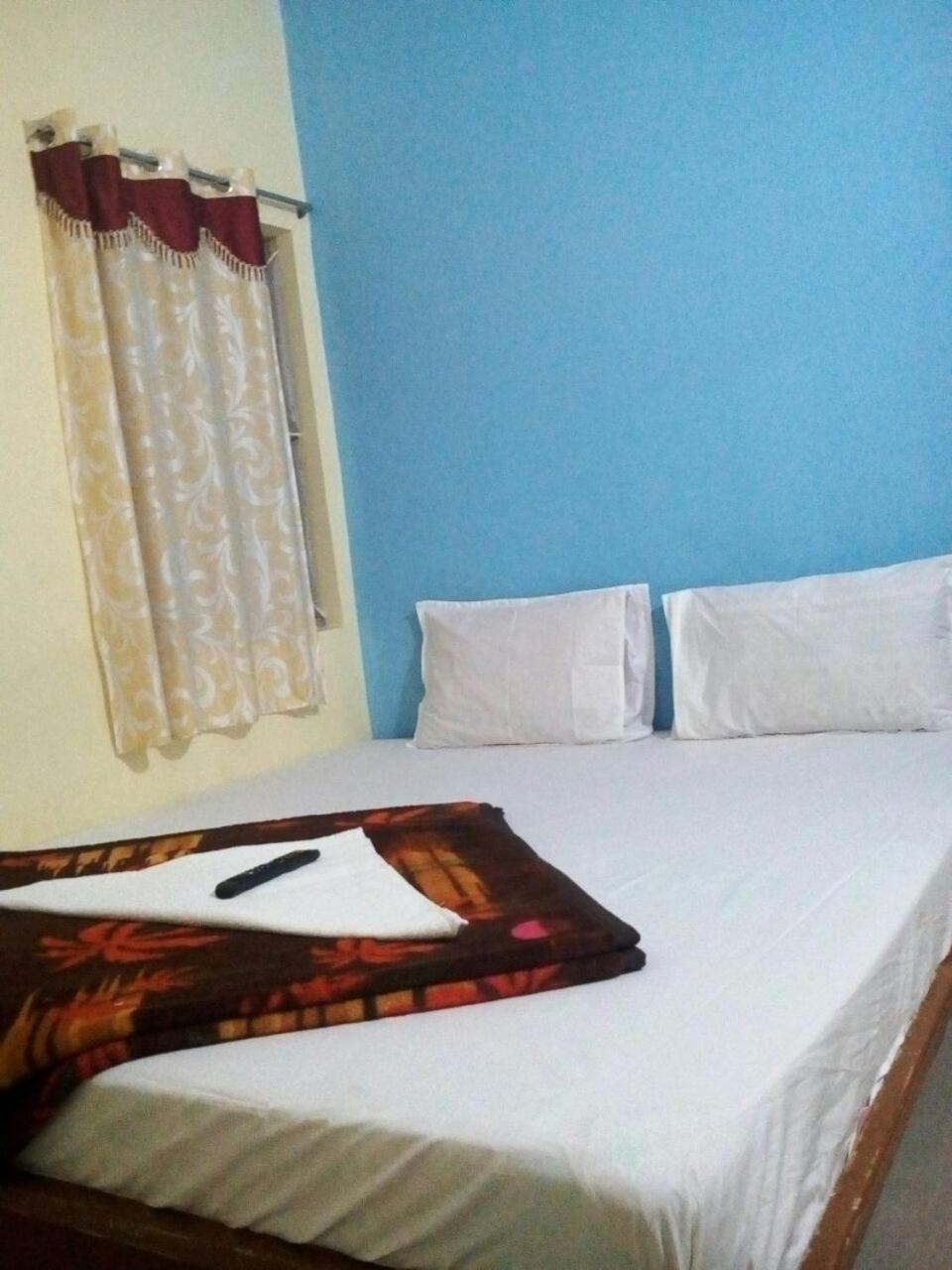 Sri Thanga Harish Cottage Йеркауд Екстериор снимка